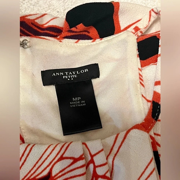 🛍️ANN TAYLOR‎ Cream and orange halter dress size Mp. - Picture 10 of 14